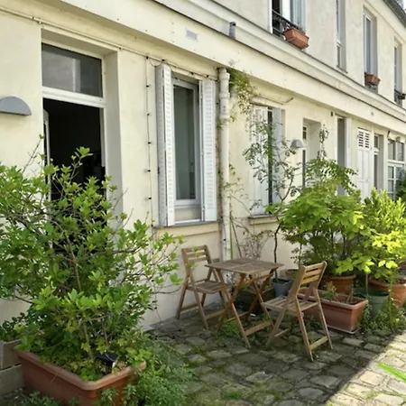 Pretty Cocoon With Private Courtyard * Paris